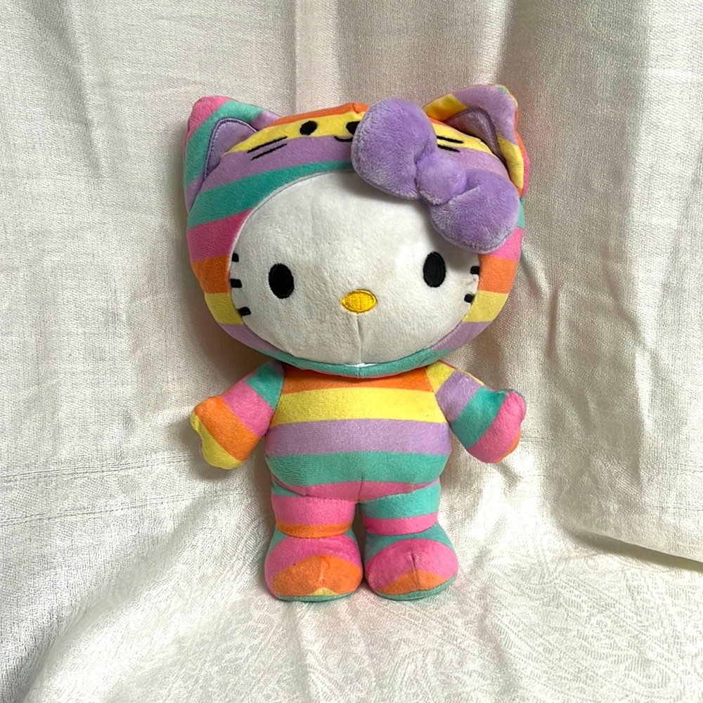 Sanrio 10” standing tall rainbow pastel lavender cat costume Hello Kitty Plushy
